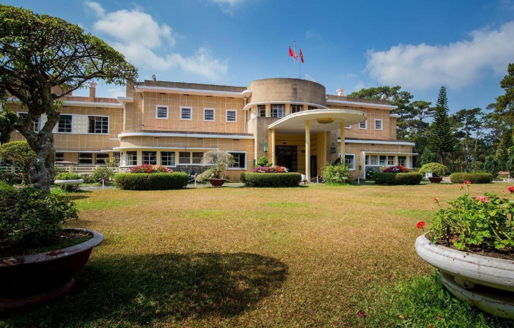 Golden Pearl Hotel Da Lat Exterior photo